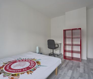 Anatole France Roommate 5 Bedrooms at Ronchin - Photo 1