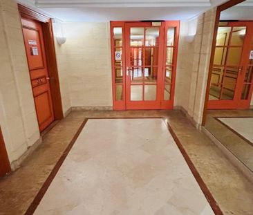 Location Type 2 Cours Mirabeau - Photo 3