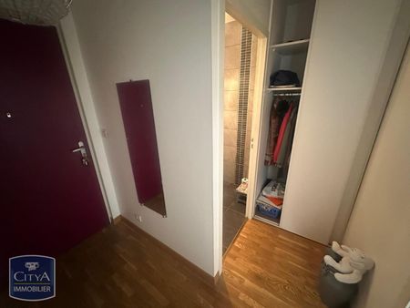 Location Appartement 3 pièces 85m² BOURG EN BRESSE 01000 - Photo 3