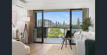 City Views, Comfort & Convenience - Photo 3