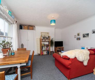 2 bedroom maisonette to rent - Photo 6