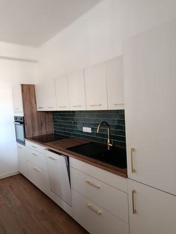 T3 104.15 m² AMPLEPUIS - Photo 3