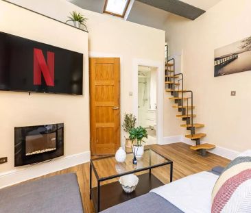 Classic Room (Stilted Bed) - Photo 3