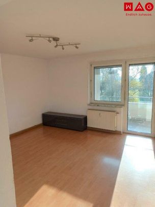 2-Zimmer-Wohnung in Linz/Bindermichl mit Balkon und Lift ab 1. November verfügbar! ACHTUNG die Wohnung wird im Oktober 2026 noch saniert! - Photo 1