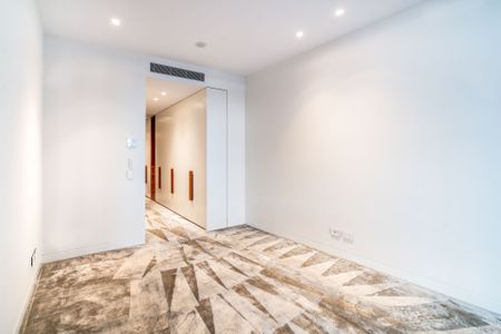 3 Bedroom Apartment with Hyde Park Views - Photo 4