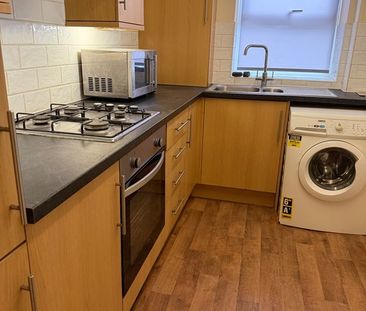 1 Bed Flat, Arthington Terrace, LS10 - Photo 6