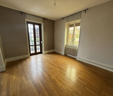 Location Appartement 4 pièces 91m² - Photo 2