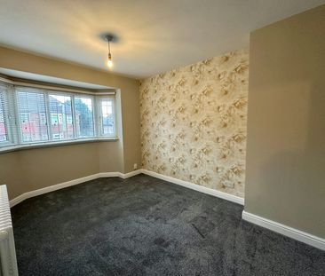 Semi-detached house to rent on - Photo 5