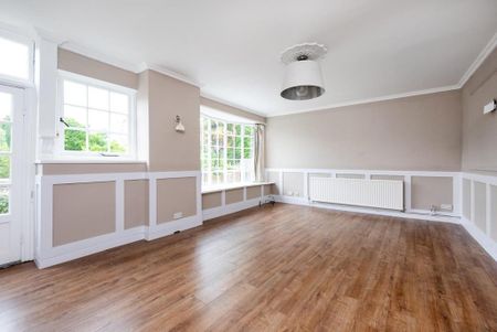 3 bedroom detached house to rent - Photo 2