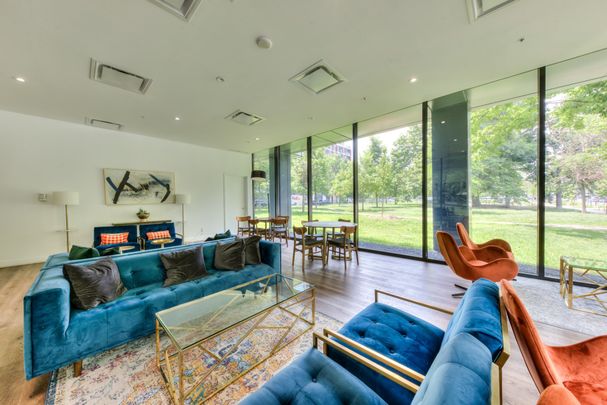 1228 Rue des Bassins #704 - Photo 1