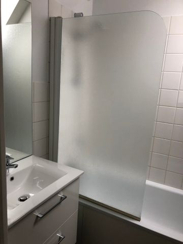 F2 refait à neuf Hyper centre - Photo 3