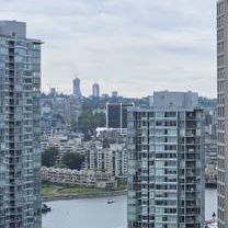 Cozy Elevation in High Rise Yaletown Appt - Photo 4