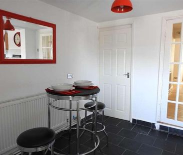 Belle Vue Road, Swindon, SN1 - Photo 2