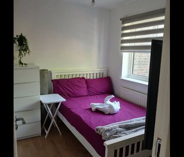 3 Bed Terraced House, Rosamond Street, SE26 - Photo 1