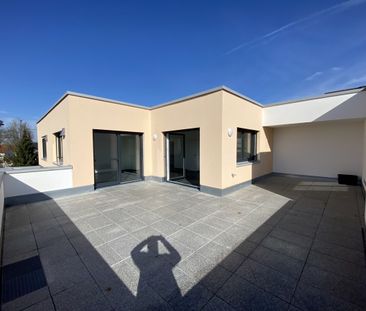 Tolle Neubau Penthouse-Wohnung mit traumhafter Dachterrasse, Einbau... - Photo 2