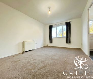 Waterville Drive, Vange, Basildon, SS16 - Photo 1