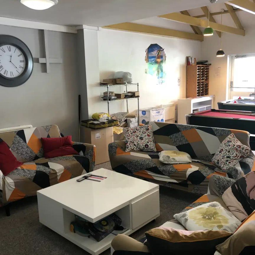 Large Studios (Halls A) - Photo 1