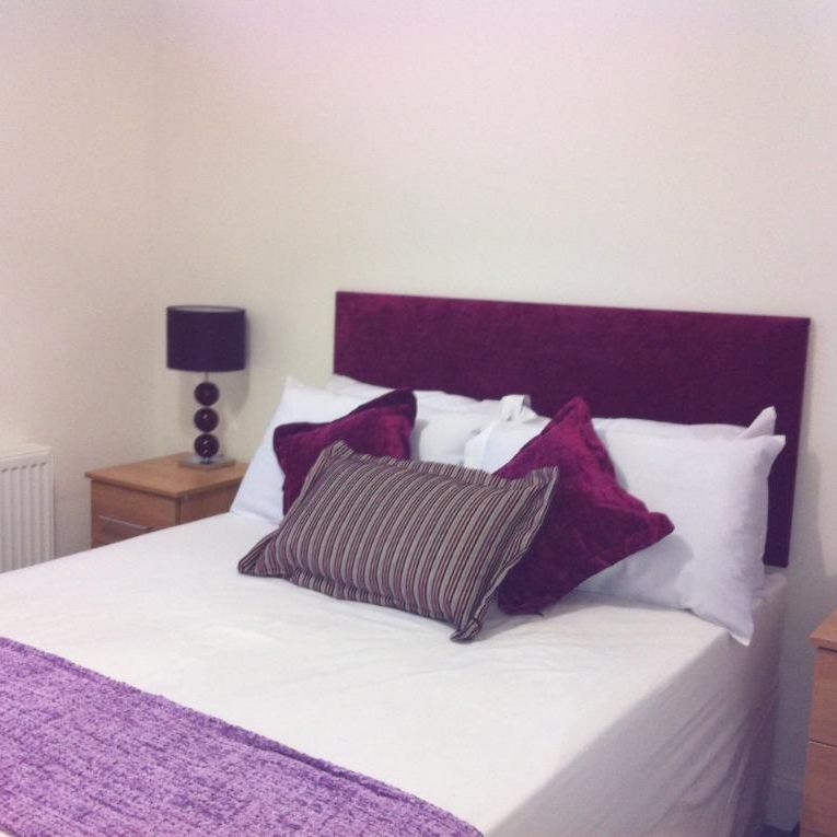 3 bedroom flat to rent - Photo 1