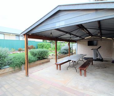 UPDATED SEASIDE HOME WITH TEENAGER RETREAT!! - Photo 6