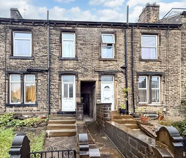 Cross Lane, Huddersfield - Photo 2