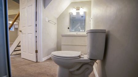 For Lease - 22 Greenwood Avenue Unit# Lower, Welland, Ontario - Photo 2