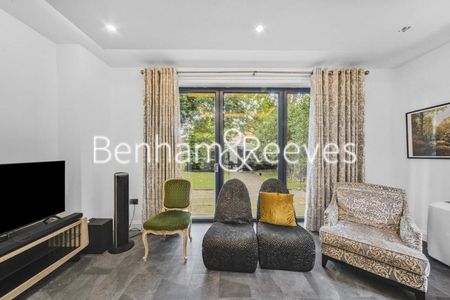 5 bedroom apartment to rent - Photo 2