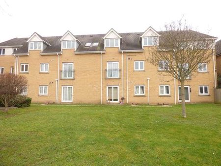 Sycamore Court, Grenfell Avenue, Hornchurch, RM12 - Photo 3