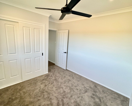 FAMILY HOME WITH TOP QUALITY FINISHES - Photo 4