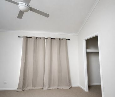 Stylish, Spacious & Newly Refreshed Town-Style Living - Photo 6