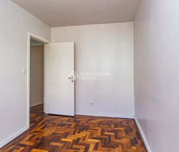 Apartamento com 2 quartos e 58m² para alugar em Vila Ipiranga, Port... - Foto 6