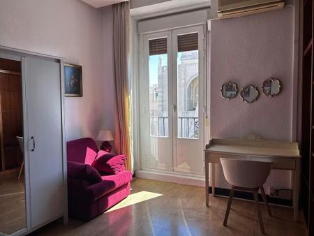 Calle de Santa Engracia, Madrid, Community of Madrid 28010 - Photo 5