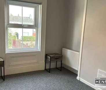 APARTMENT 2, BALTIC VILLAS, GLANDORE AVENUE, BELFAST, BT15 3FB - Photo 3