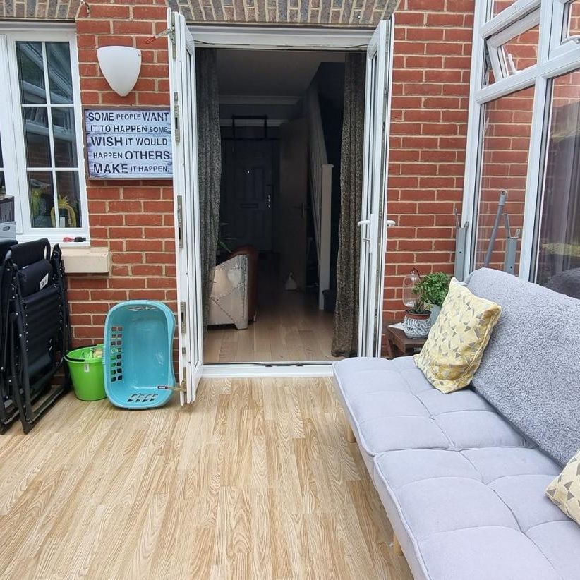 Woodlands, Bexhill-on-Sea, East Sussex - Photo 1