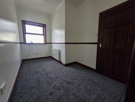 Holmby Street, Burnley - Photo 3