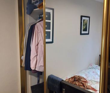 Gladesville - Photo 2