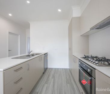 Brand New Townhouse - Photo 5