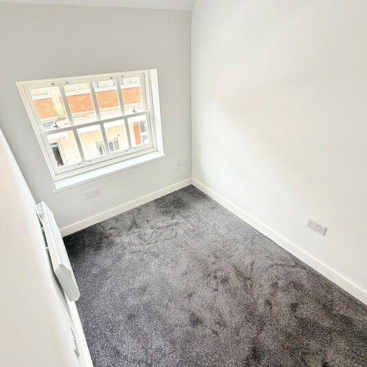 Flat 2 206 Wolverhampton Street, DY1 1ED - Photo 1