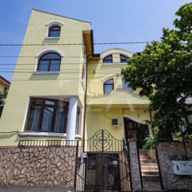 Spatiu educational intr o vila Parcul Carol - Fotografie 1