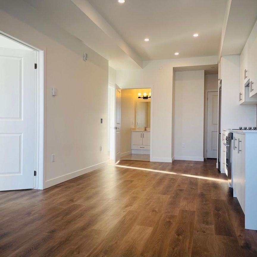 For Lease - 461 Green Road Unit# 614, Hamilton, Ontario - Photo 1