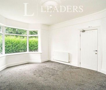 6 bedroom semi-detached house to rent - Photo 2