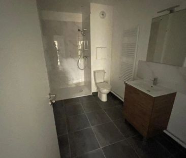 Appartement à louer 2 pièces 51m² - Photo 2
