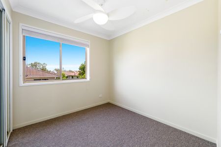 82/37 Dasyure Place, Wynnum West QLD 4178 - Townhouse For Rent | Domain - Photo 2