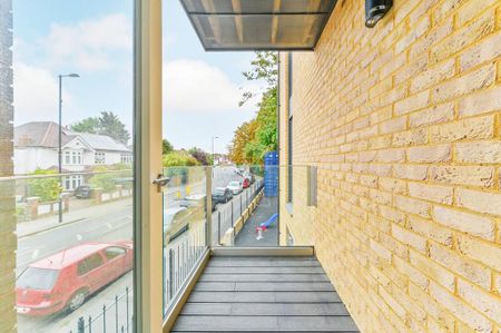 2 bedroom flat to rent - Photo 5