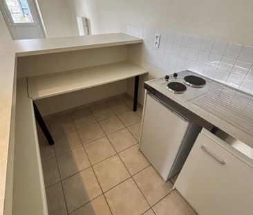 Location Appartement 1 pièce 36m² NANTES 44000 - Photo 3