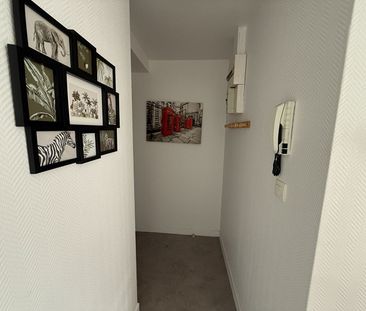 Location Appartement 1 pièce 11m² - Photo 6