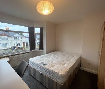 4 bedroom terraced house to rent - Photo 1