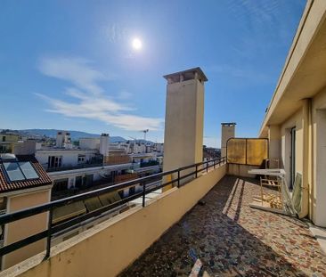 Location Appartement 2 pièces 43m² NICE 06000 - Photo 3
