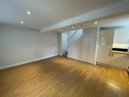 2 bedroom detached house to rent - Photo 2