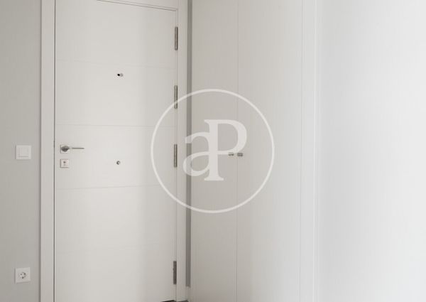 Flat for rent in Badalona