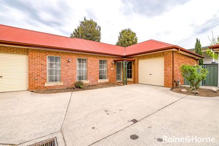 3 Bedroom Villa Close to CBD - Available now!!! - Photo 3
